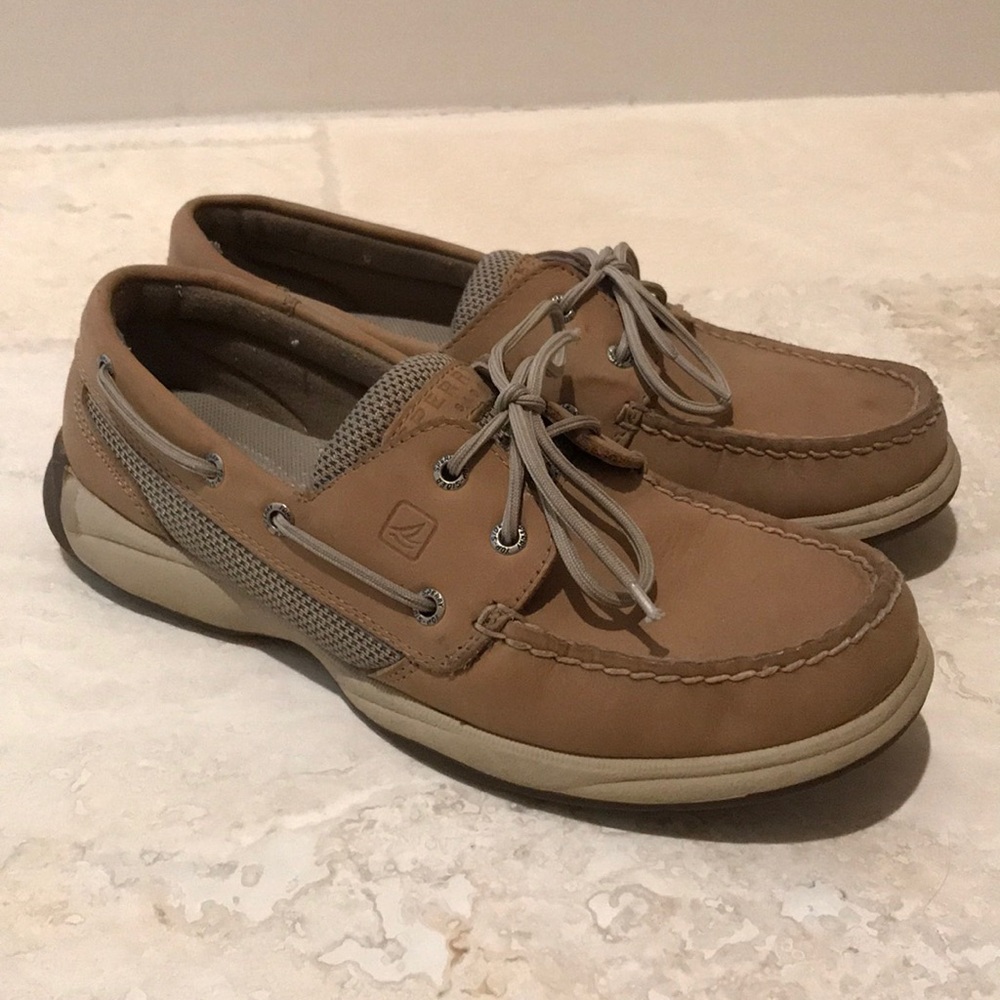 Women’s Sperry Topsiders